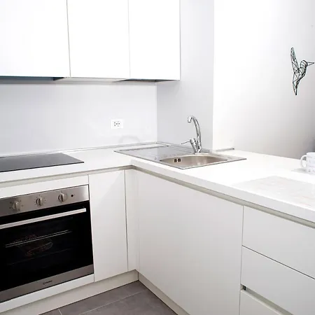 Marconi 442 Apartment